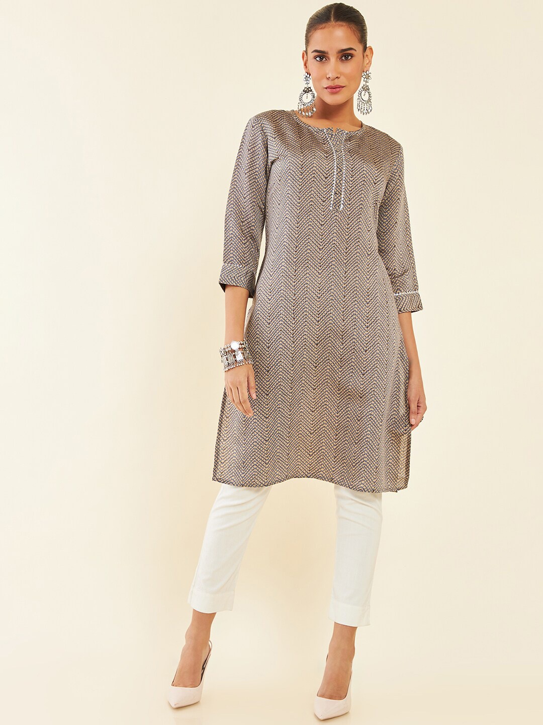 

Soch Chevron Print Gotta Patti Straight Kurta, Beige