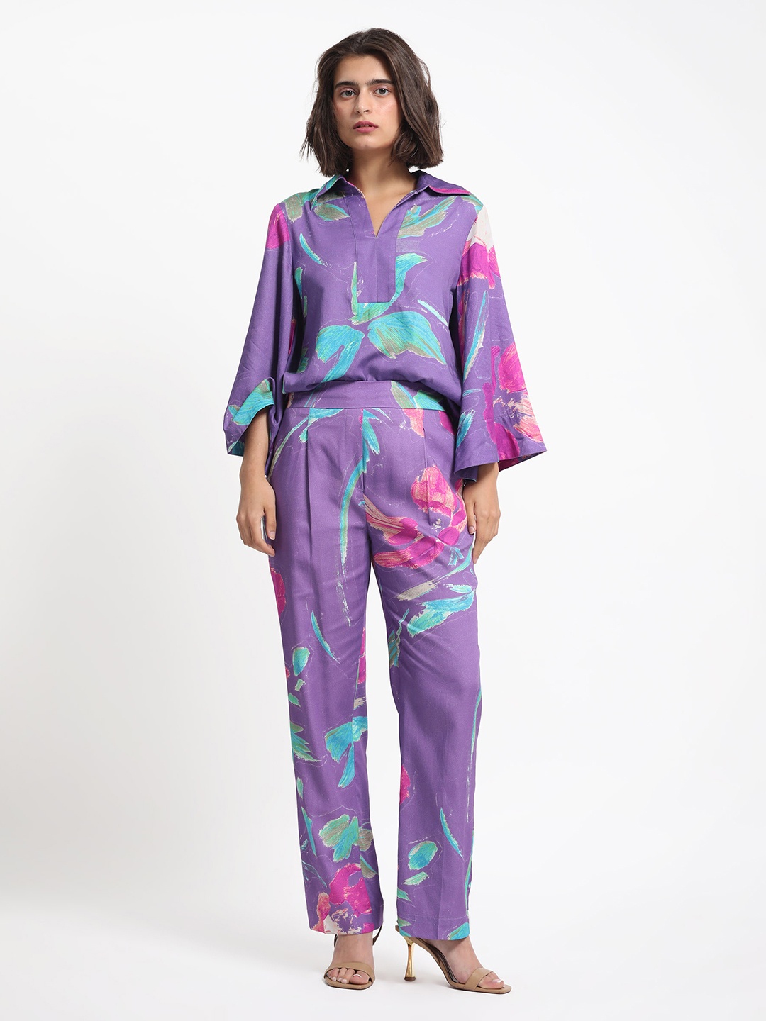 

RAREISM Women Floral Printed Loose Fit High-Rise Parallel Trousers, Blue