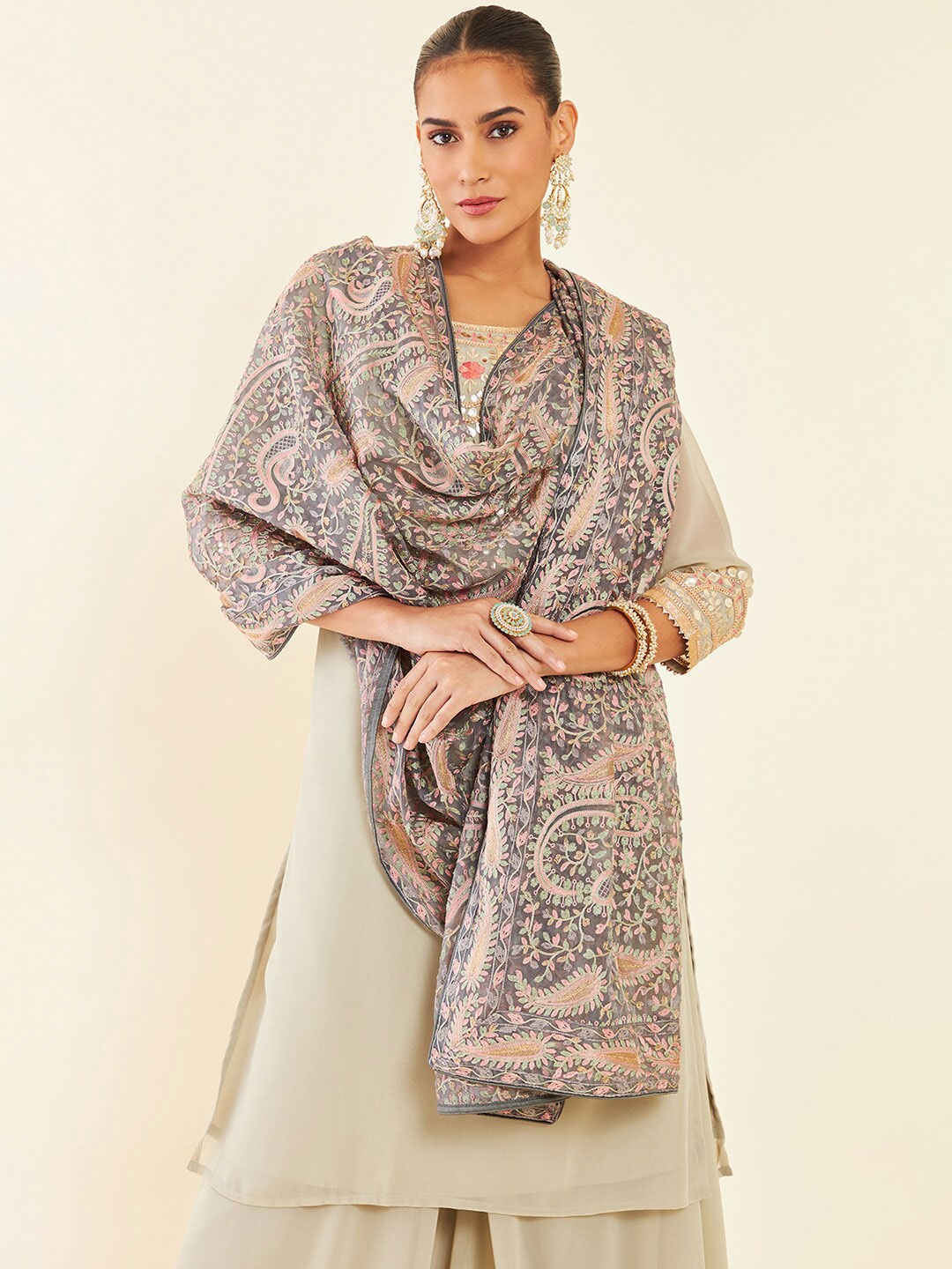 

Soch Grey & Pink Floral Embroidered Organza Dupatta