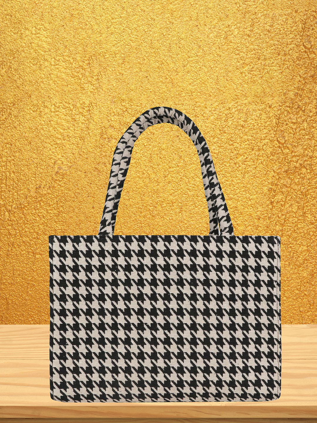 

LEKHX Checked Canvas Tote Bag, White