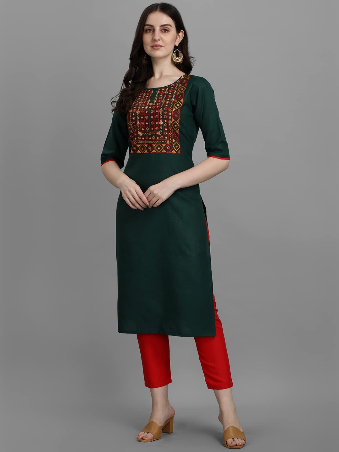 

KALINI Women Yoke Design Regular Kurta with Trousers, Green