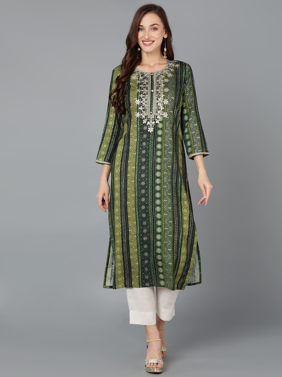 

AHIKA Green Bandhani Printed Thread Work Straight Kurta