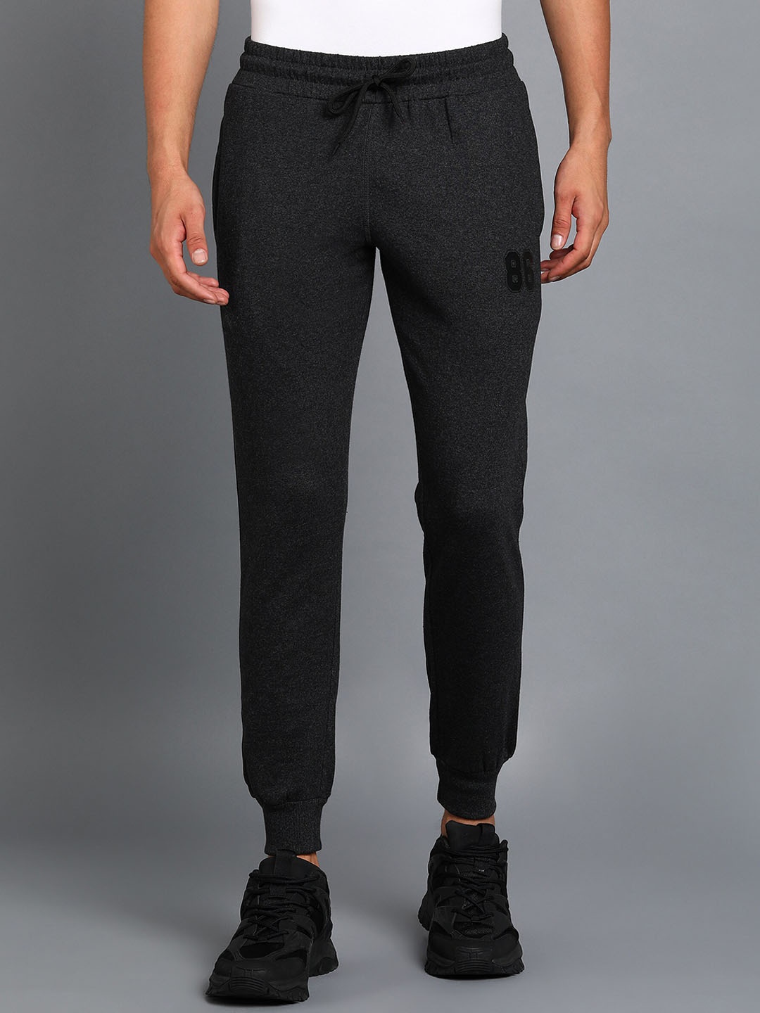 

Alan Jones Men Mid Rise Slim Fit Cotton Joggers, Charcoal