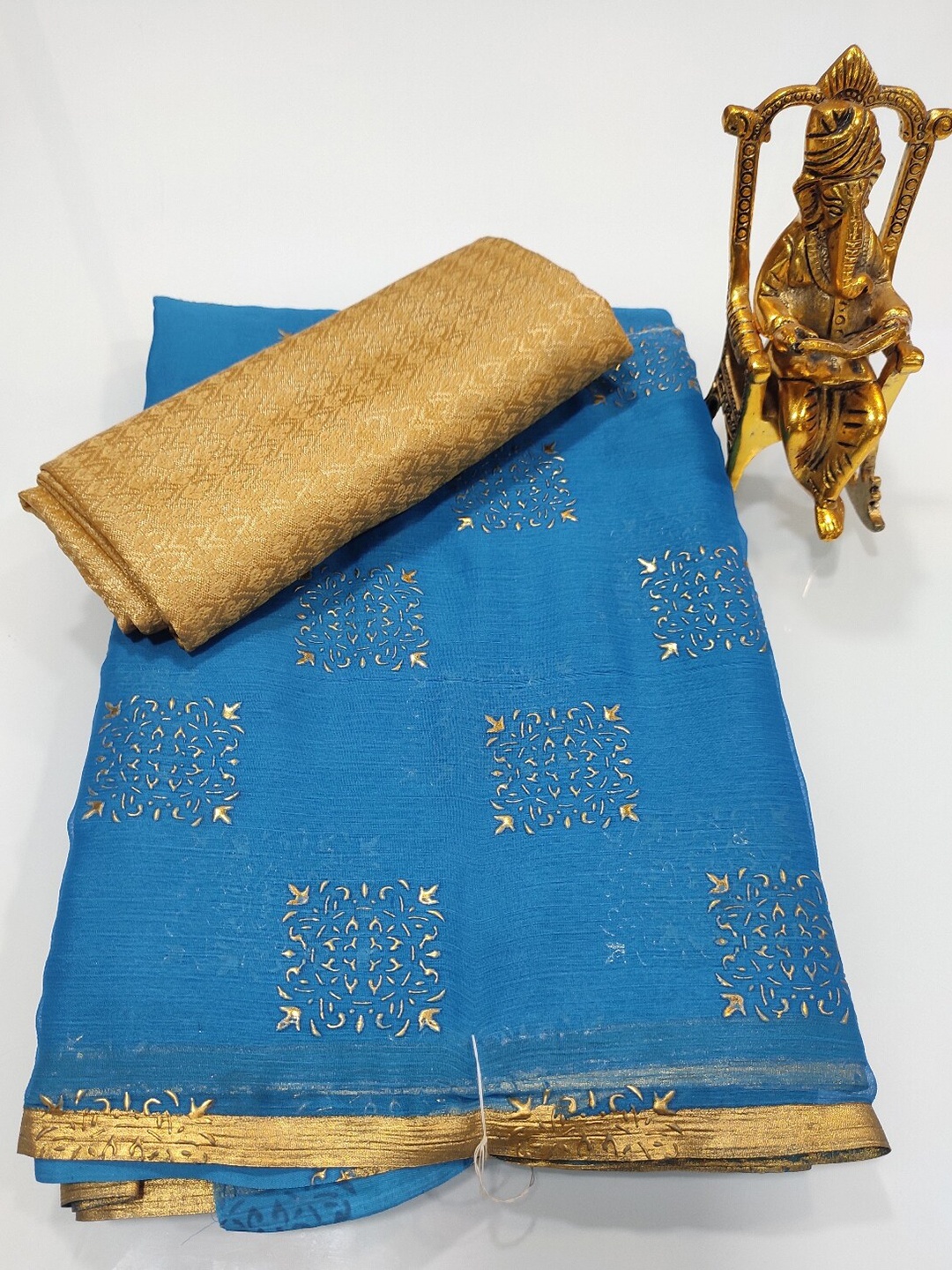 

Rhey Ethnic Motifs Printed Saree, Blue