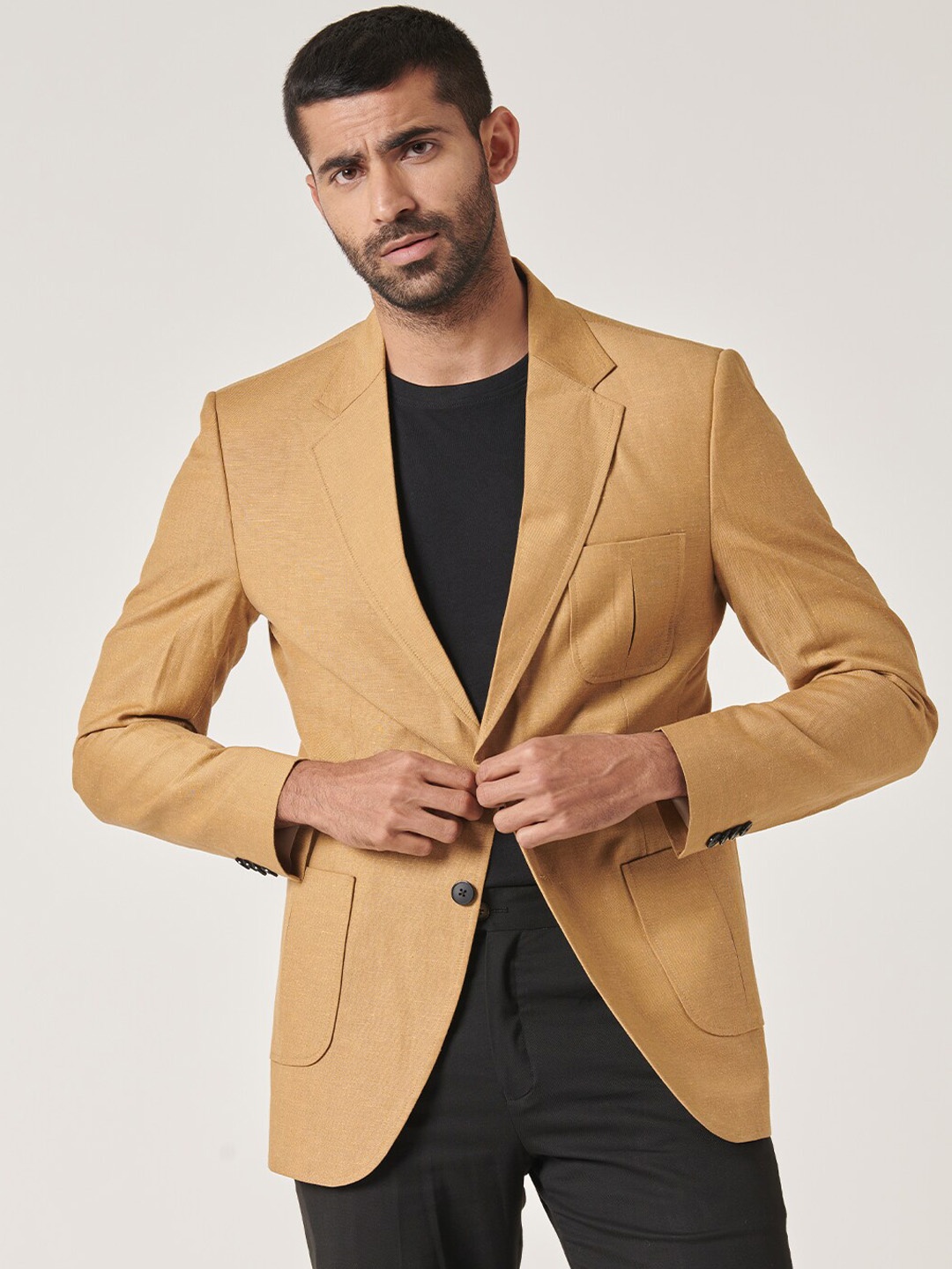 

MR BUTTON Slim-Fit Single Breasted Blazer, Brown