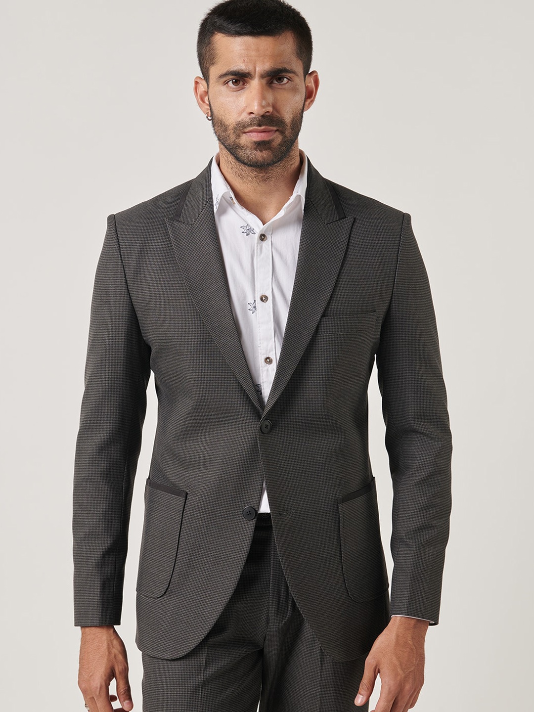 

MR BUTTON Striped Slim-Fit Peaked Lapel Collar Single Breasted Blazer, Grey