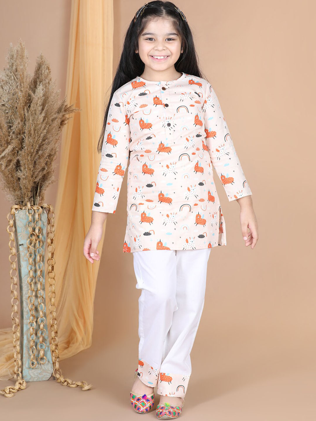 

BAESD Kids Printed Night suit, Peach