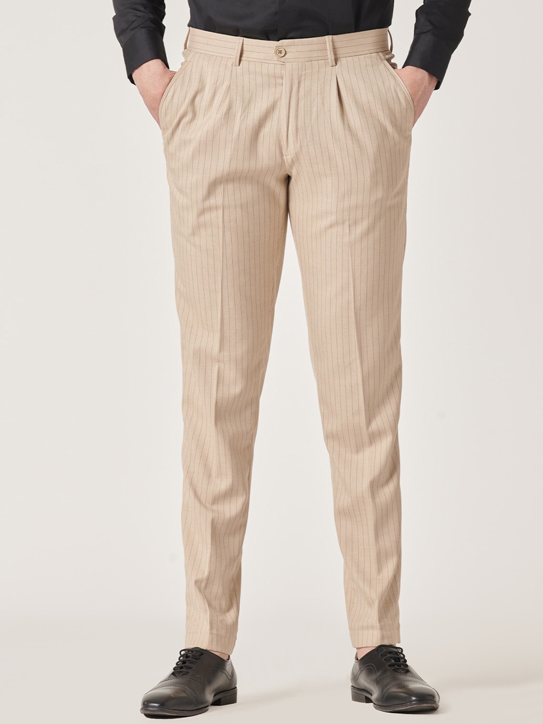 

MR BUTTON Men Slim Fit Pleated Formal Trousers, Beige