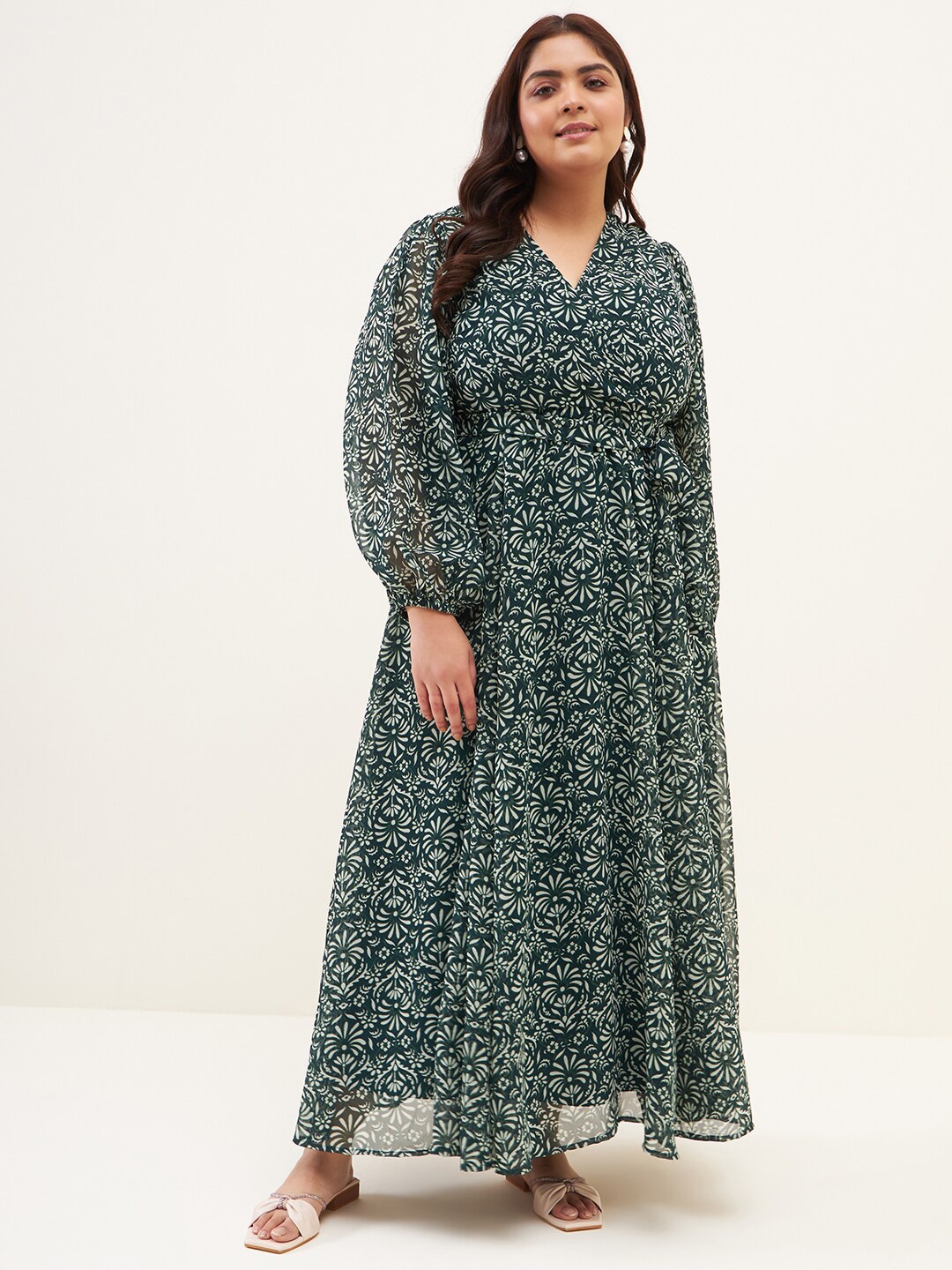 

FEMMELLA Ethnic Motifs Printed Puff Sleeves Casual Maxi Dress, Green