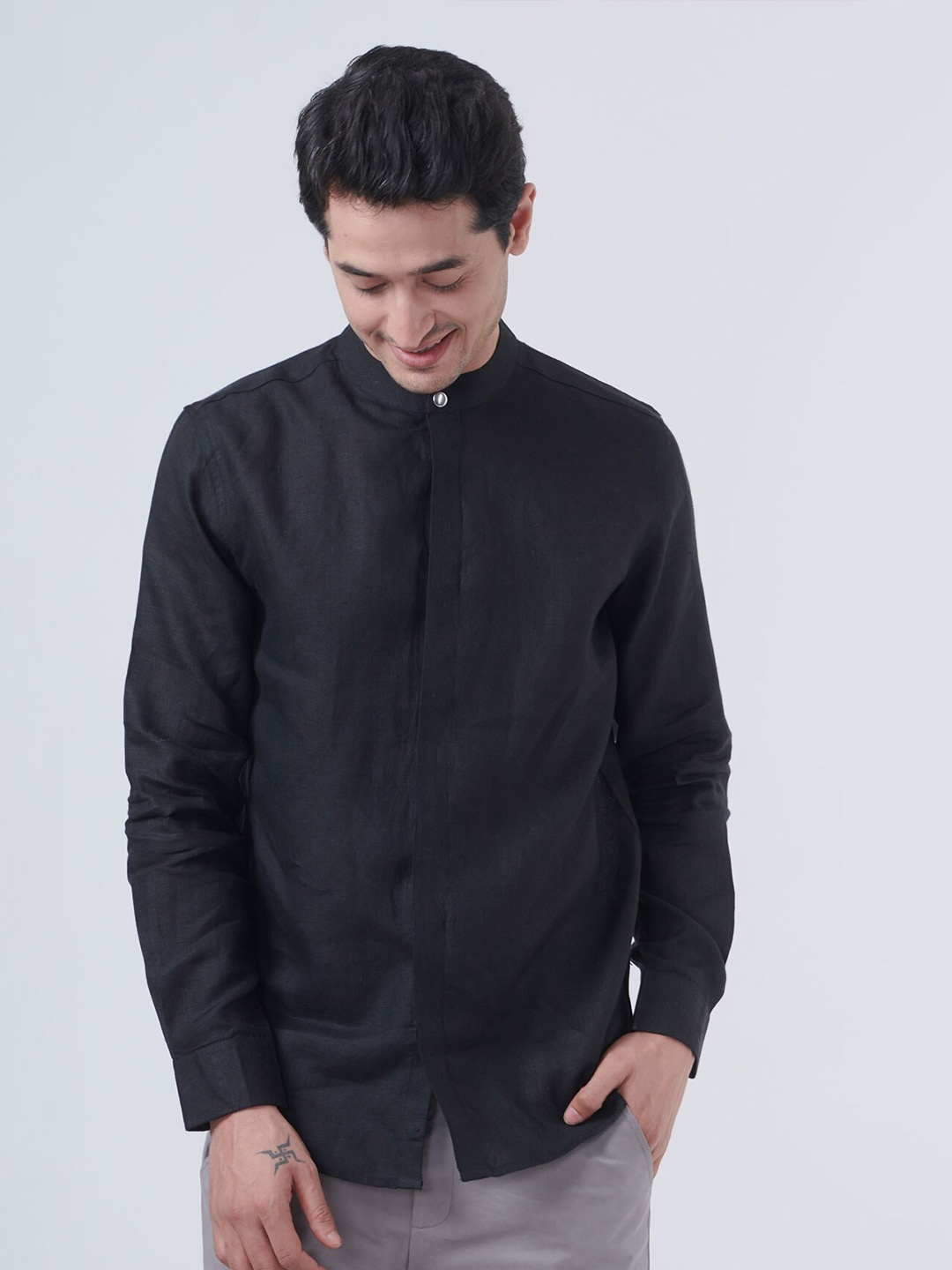 

Beyours Classic Mandarin Collar Linen Casual Shirt, Black
