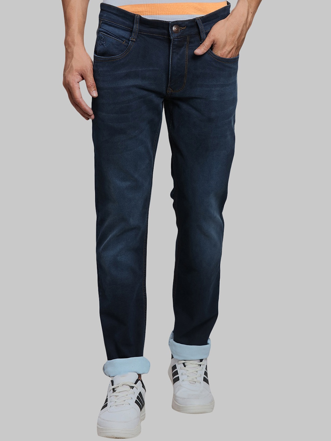

Parx Men Slim Fit Low-Rise Light Fade Jeans, Blue