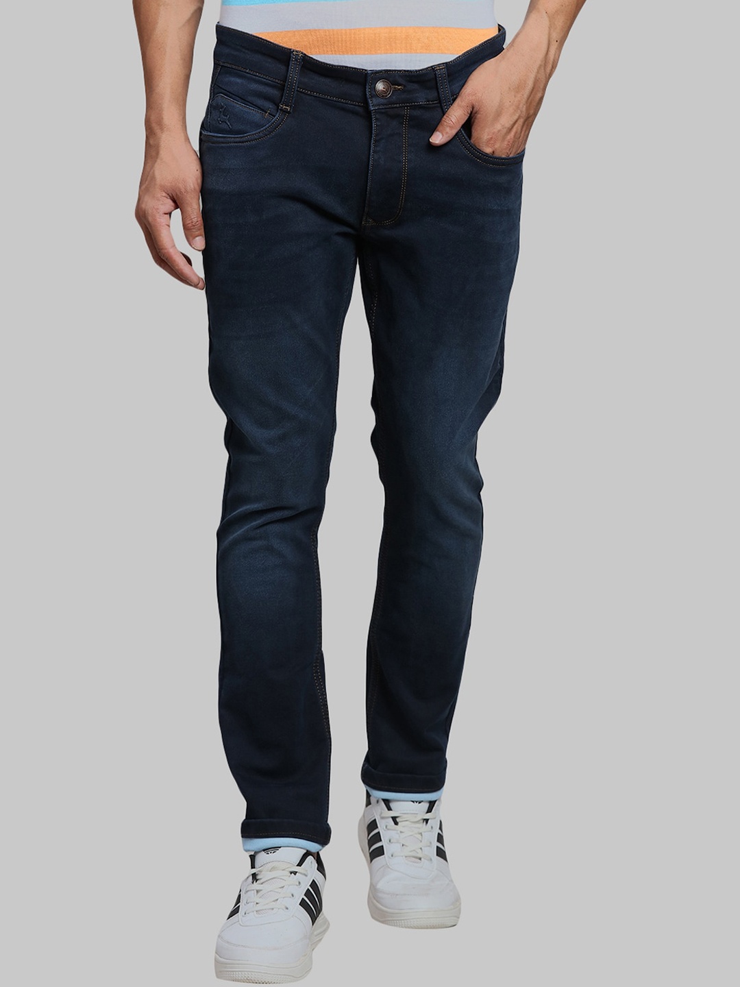 

Parx Men Slim Fit Low-Rise Light Fade Jeans, Blue