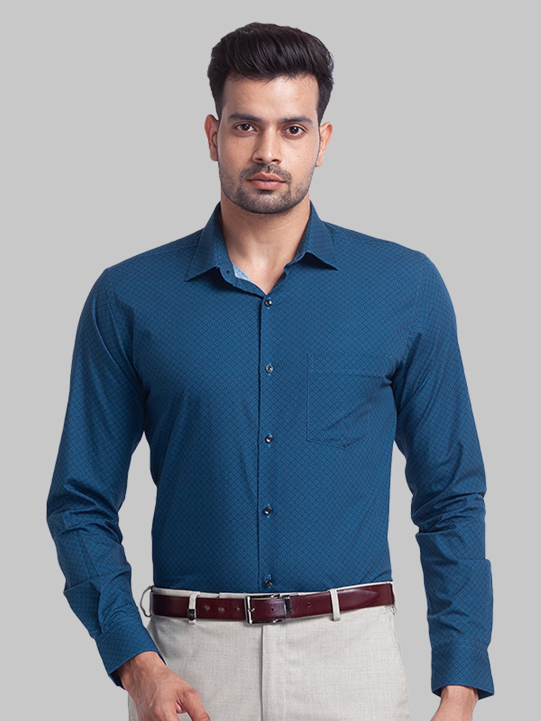 

Park Avenue Spread Collar Long Sleeves Slim Fit Formal Cotton Shirt, Blue