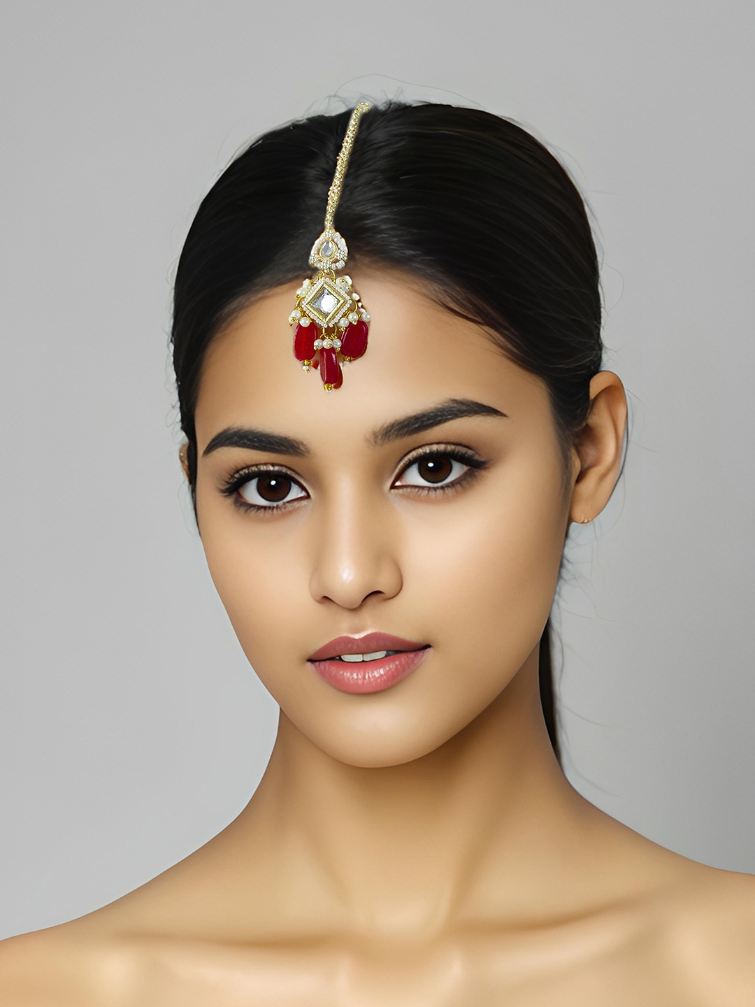 

aadita Gold-Plated Pearls Maang Tikka