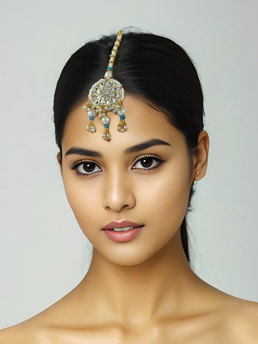 

Aadita Gold-Plated Ethnic Maangtikka