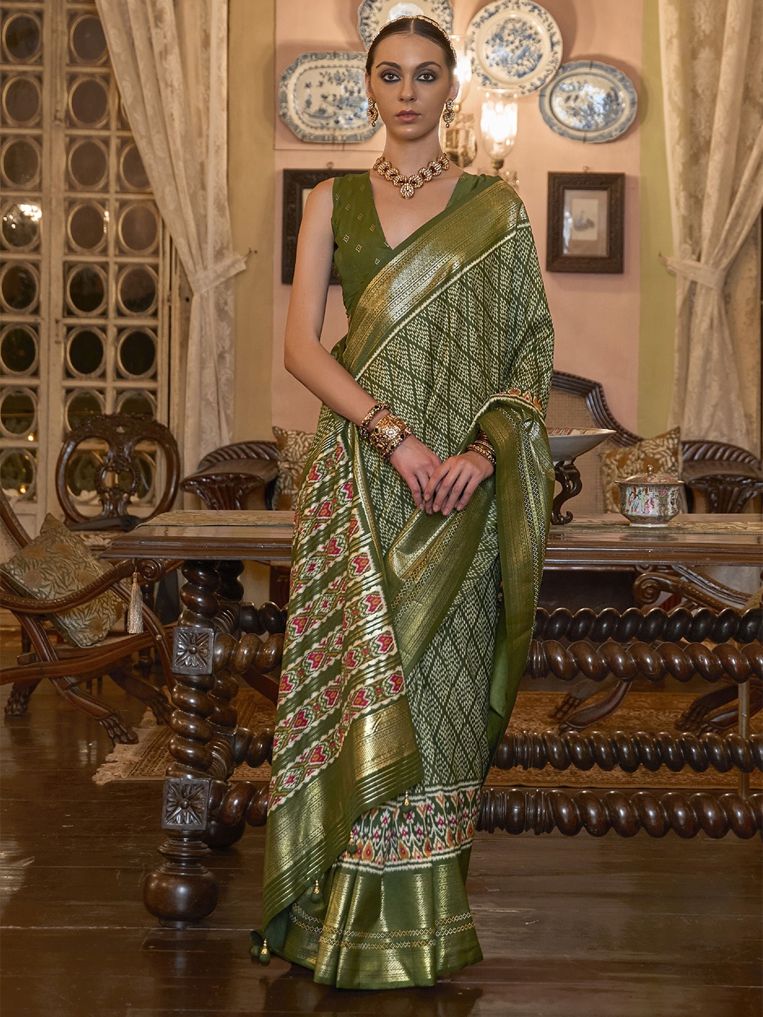 

elora Ethnic Motifs Printed Zari Pure Silk Pochampally Saree, Green
