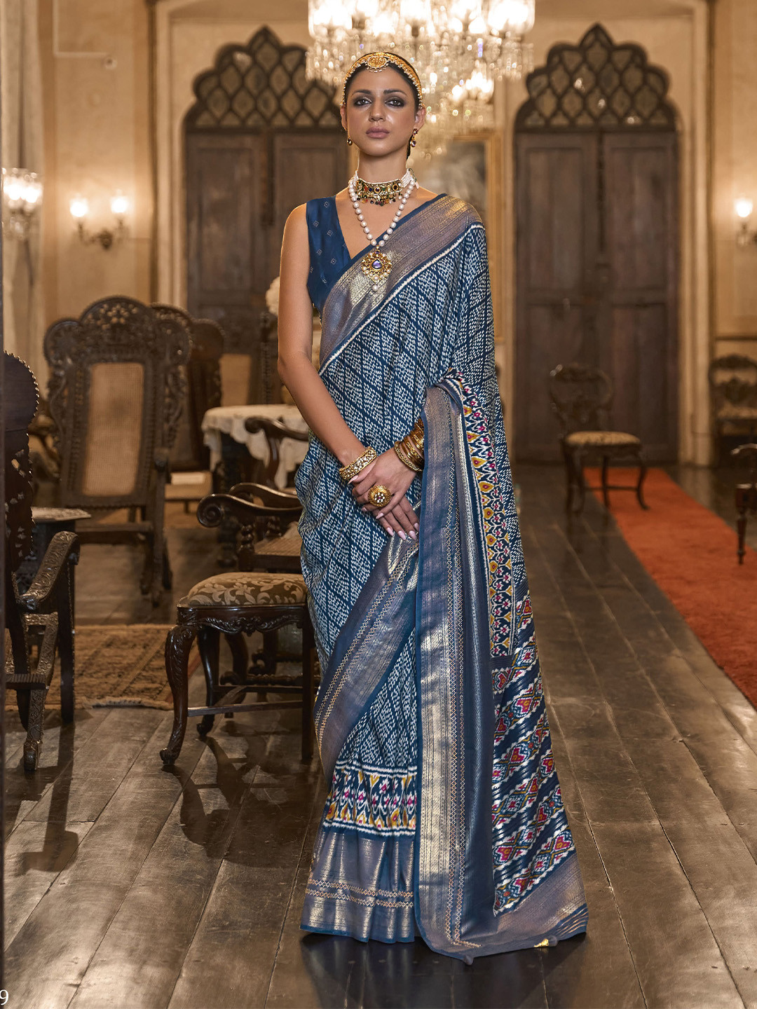 

elora Ethnic Motifs Printed Zari Pure Silk Pochampally Saree, Navy blue