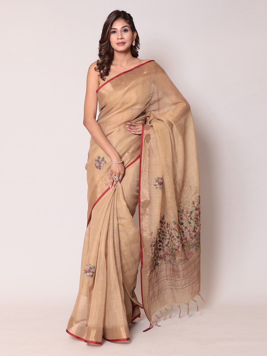 

ZARI Floral Embroidered Tissue Saree, Gold
