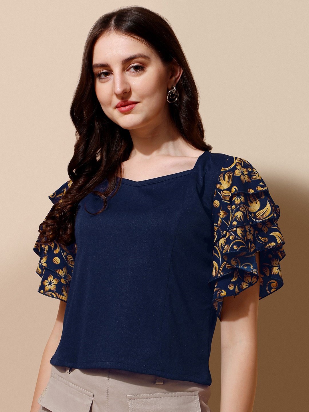 

Paralians Sweetheart Neck Floral Printed Flutter Sleeves Top, Blue