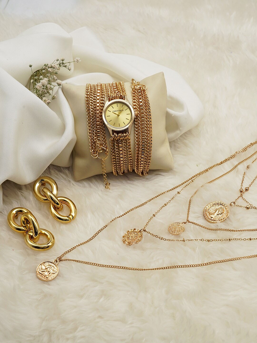 

JOKER & WITCH Women Babe Love Stack Watch & Gold Plated Jewellery Gift Set JWLS267