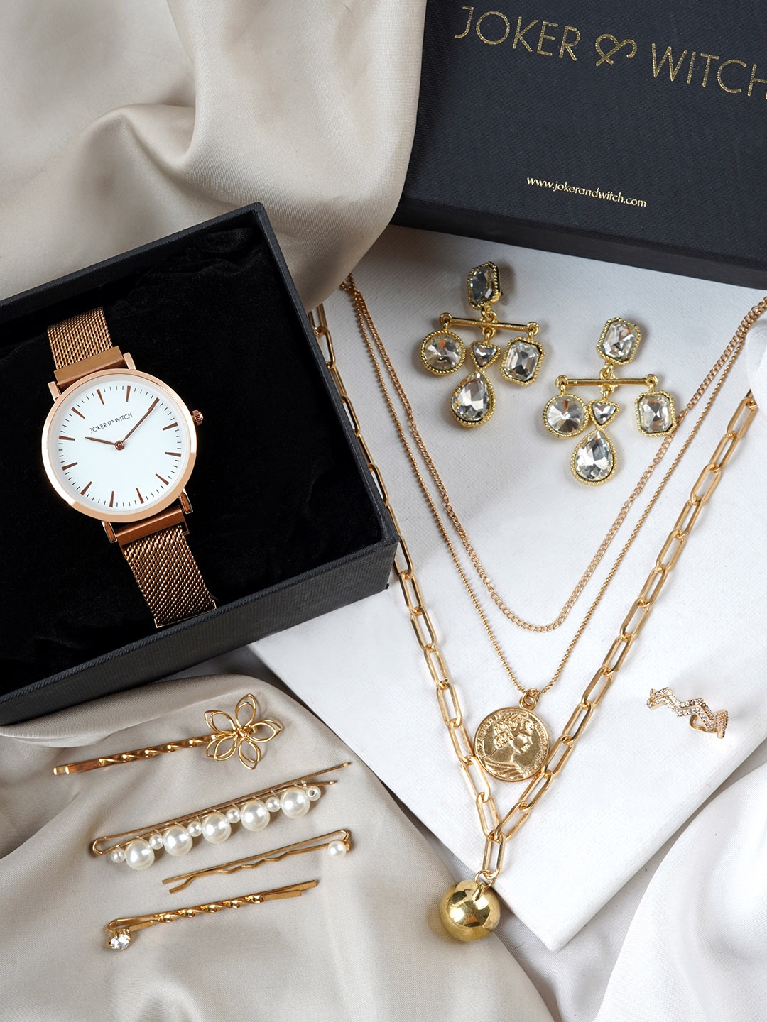 

JOKER & WITCH Women Round Analogue Watch Gift Set JWLS548, Rose gold