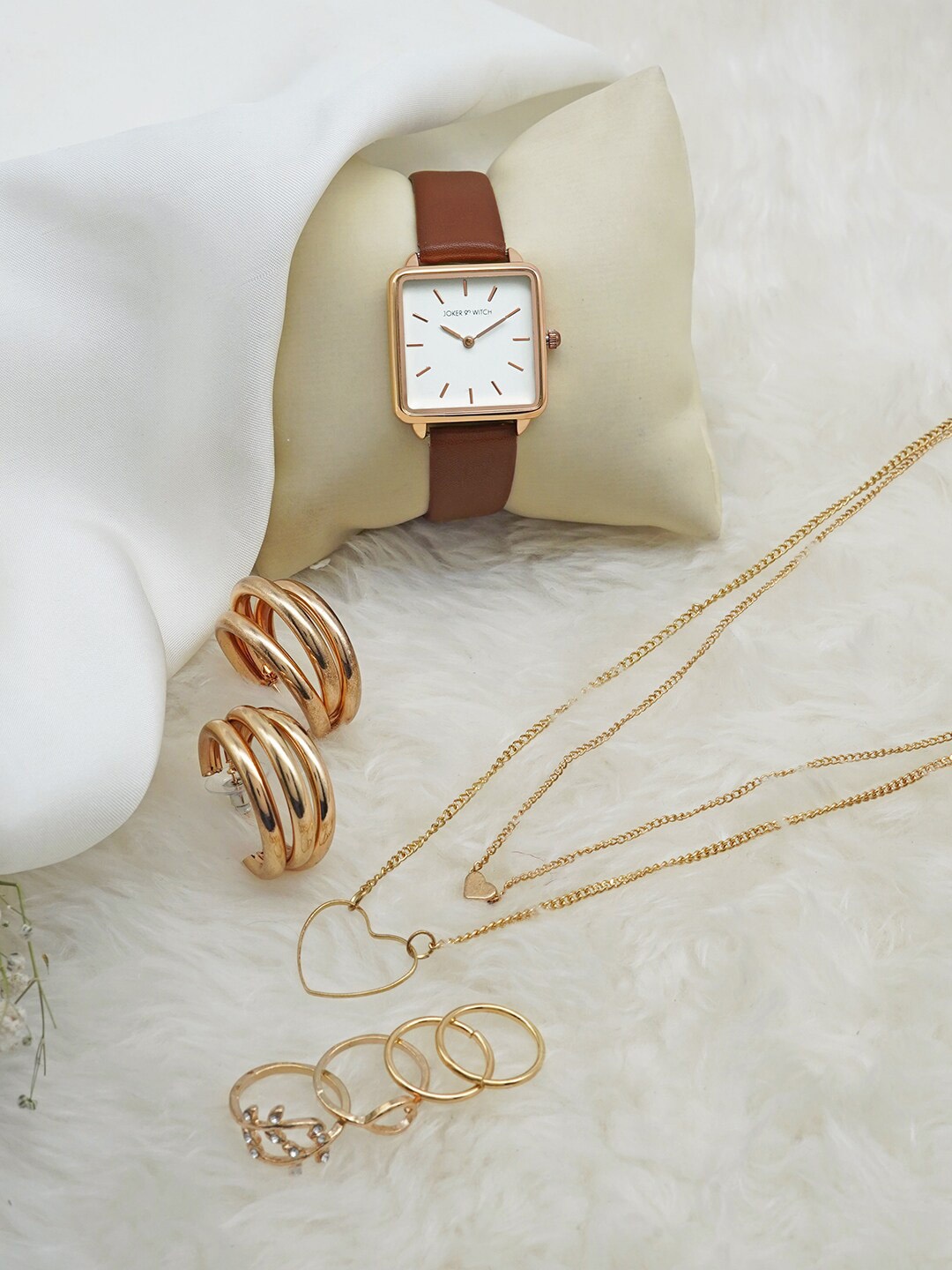 

JOKER & WITCH Women Sandstone Love Stack Watch & Gold Plated Jewellery Gift Set JWLS322, White