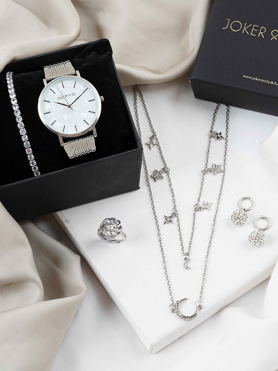 

JOKER & WITCH Women Isaiah Luna Love Stack Watch Gift Set JWLS481, Silver