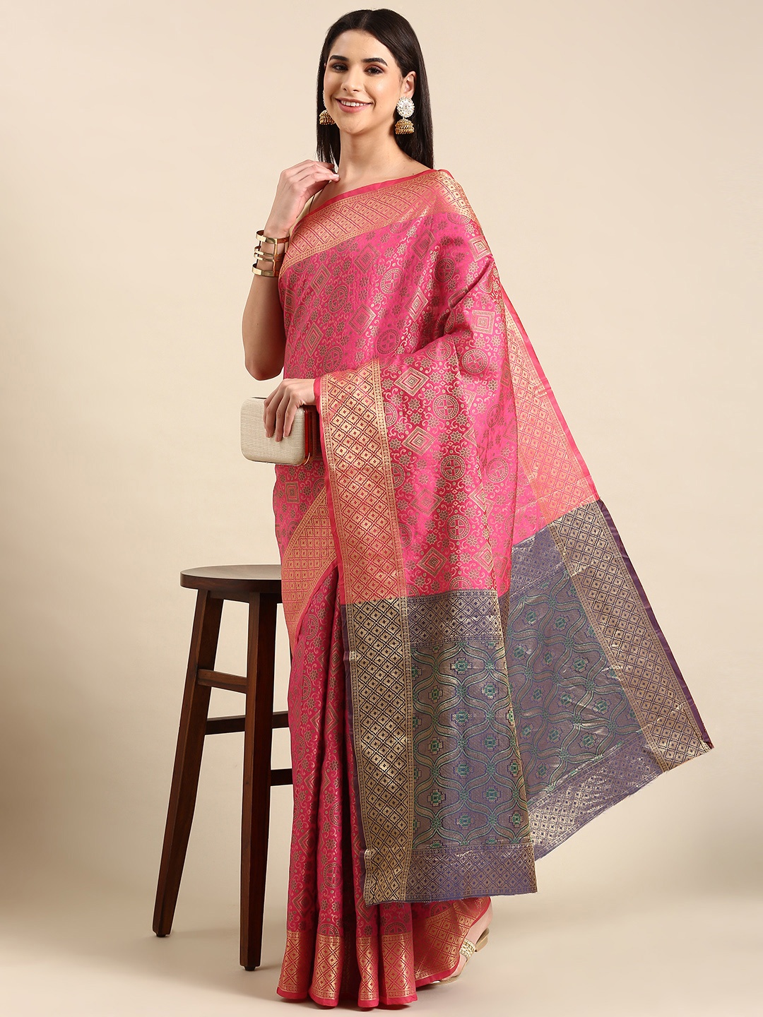 

AVANSHEE Woven Design Zari Silk Cotton Kanjeevaram Saree, Pink