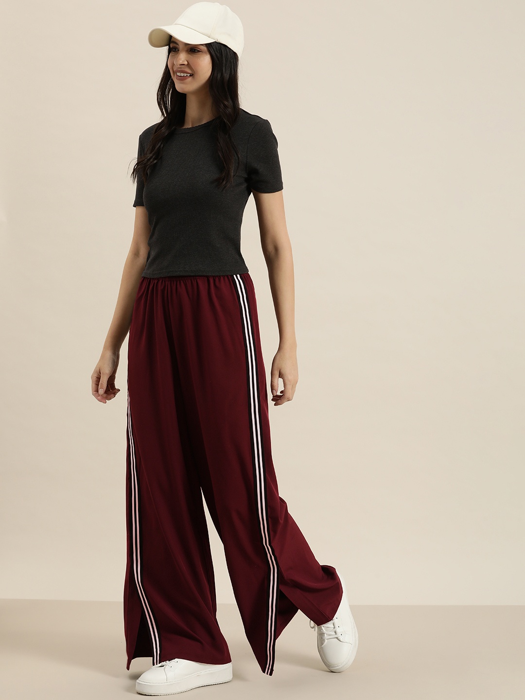 

HERE&NOW Women Loose Fit Side Taping & Slit Detail Track Pants, Maroon