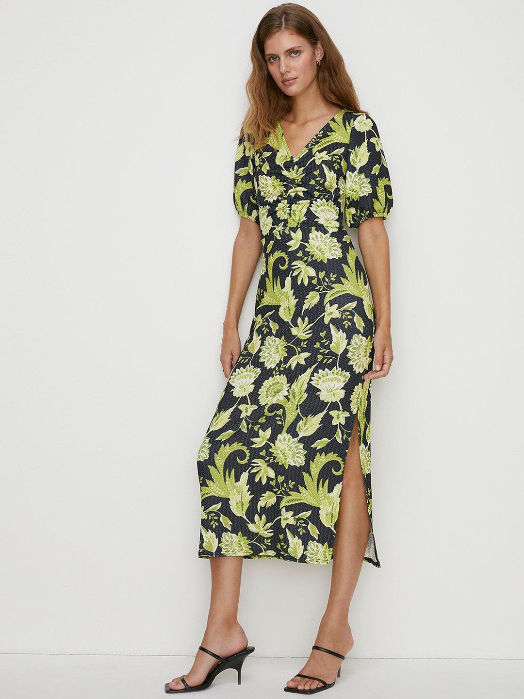 

OASIS Textured Scoop Neck Floral Print Puff Sleeve A-Line Midi Dress, Black