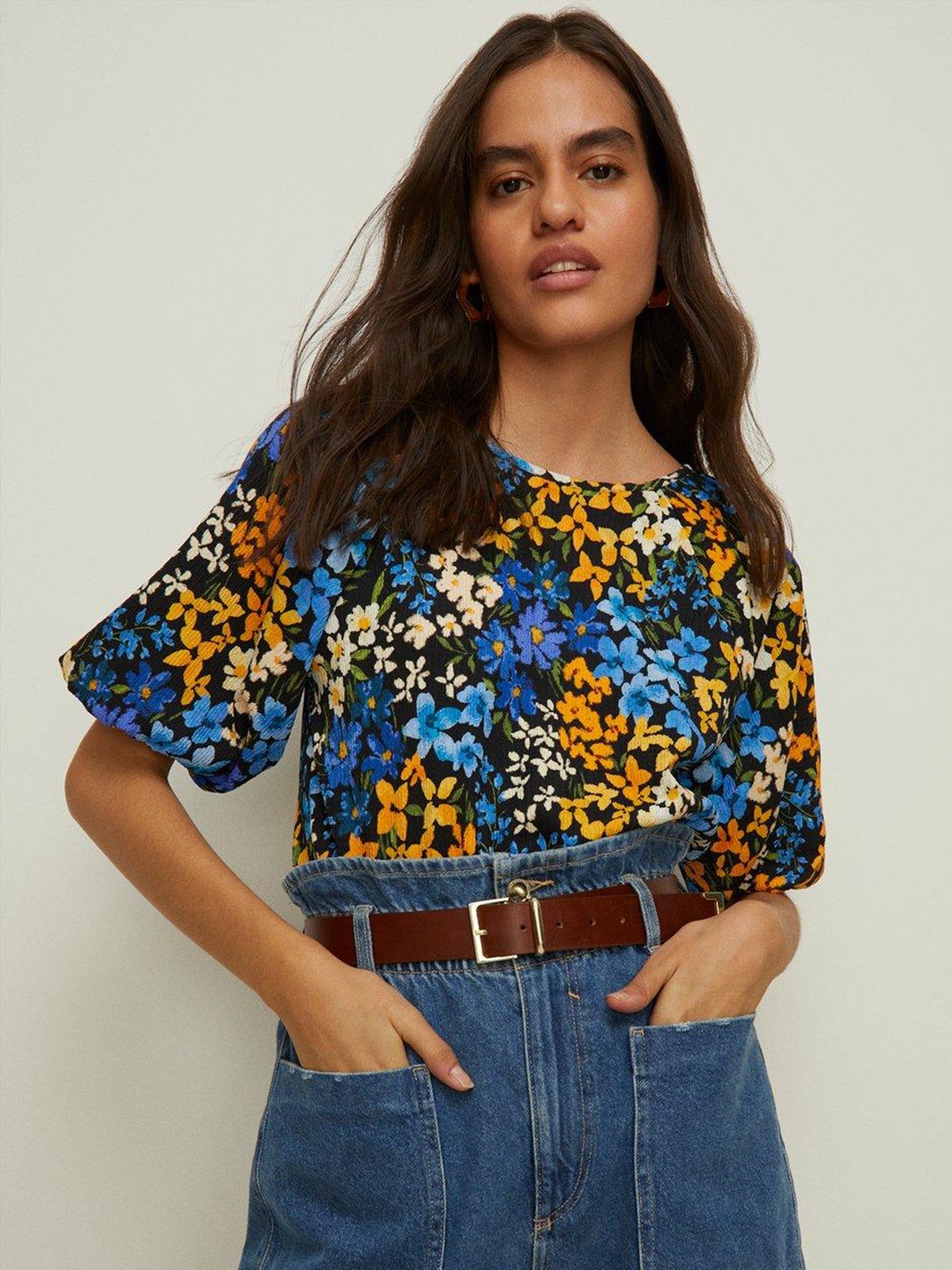 

OASIS Floral Print Crinkled Puff Sleeves Top, Black