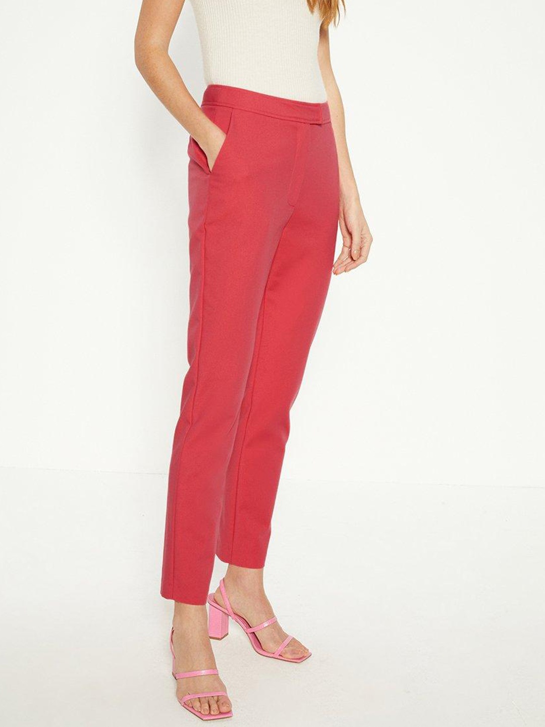 

OASIS Women High-Rise Satin Finish Solid Tailored Slim Regular Trouser, Pink