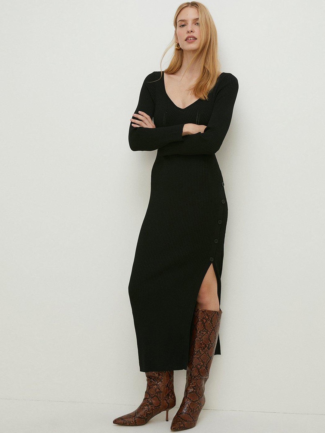 

OASIS Ribbed Button Detail Knitted Maxi Jumper Dress with Side Slit, Black