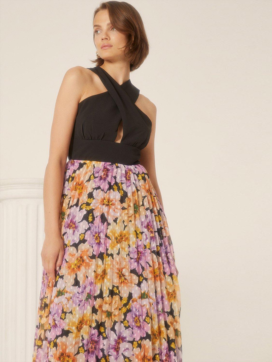 

OASIS Accordion Pleated Floral Print Midi Fit & Flare Dress, Black