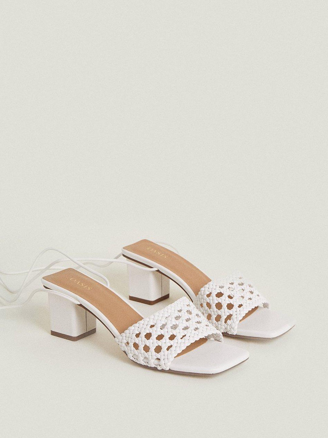 

OASIS Woven Design PU Block Gladiators, White