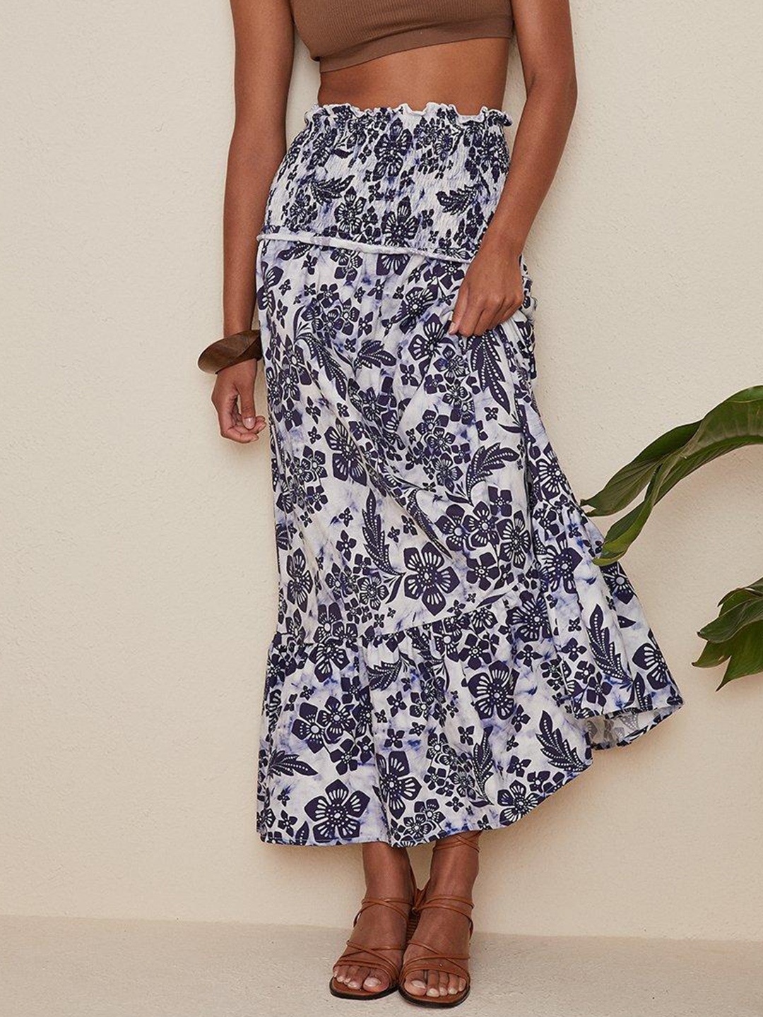 

OASIS Floral Print Tiered Detail A-Line Maxi Skirt, White