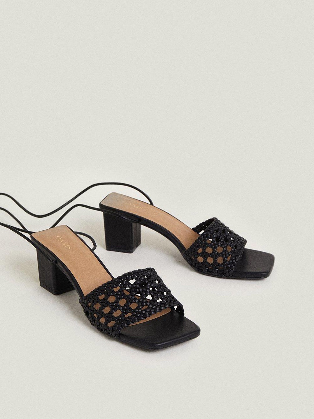 

OASIS Woven Design PU Block Gladiators, Black