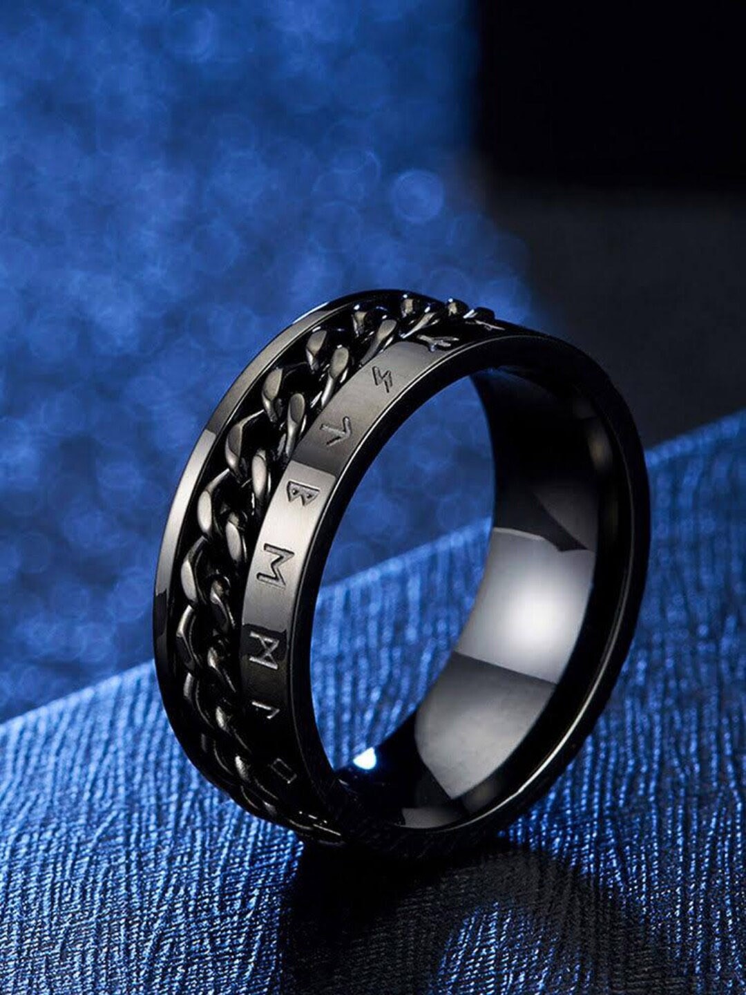 

SALTY Stainless Steel Band Finger Ring, Black