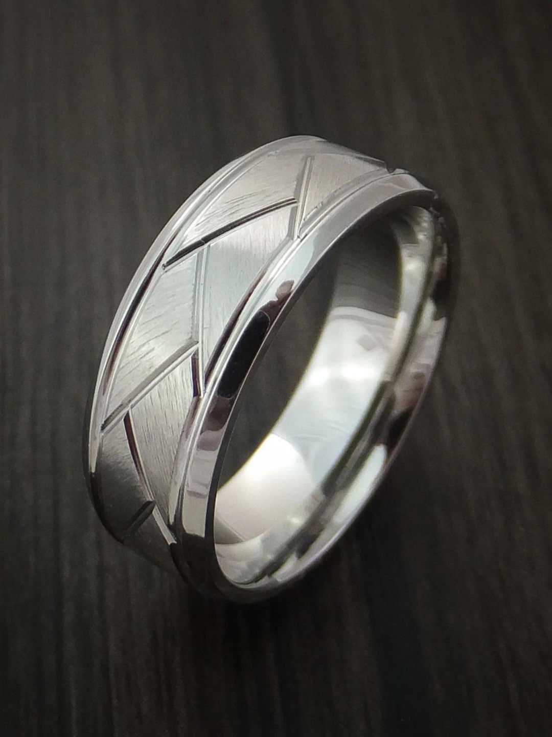 

SALTY Alpha-Zash Stainless Steel Ring, Silver