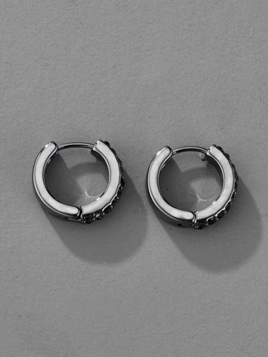

SALTY Men Circular Hoop Earrings, Silver