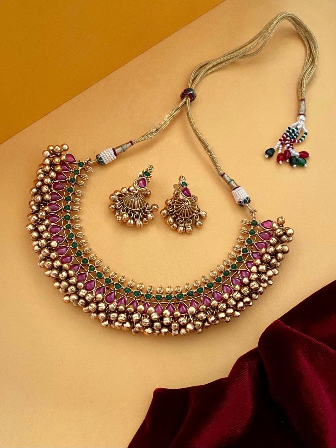 

Pihtara Jewels Gold-Plated Stone-Studded & Beaded Temple Jewellery Set