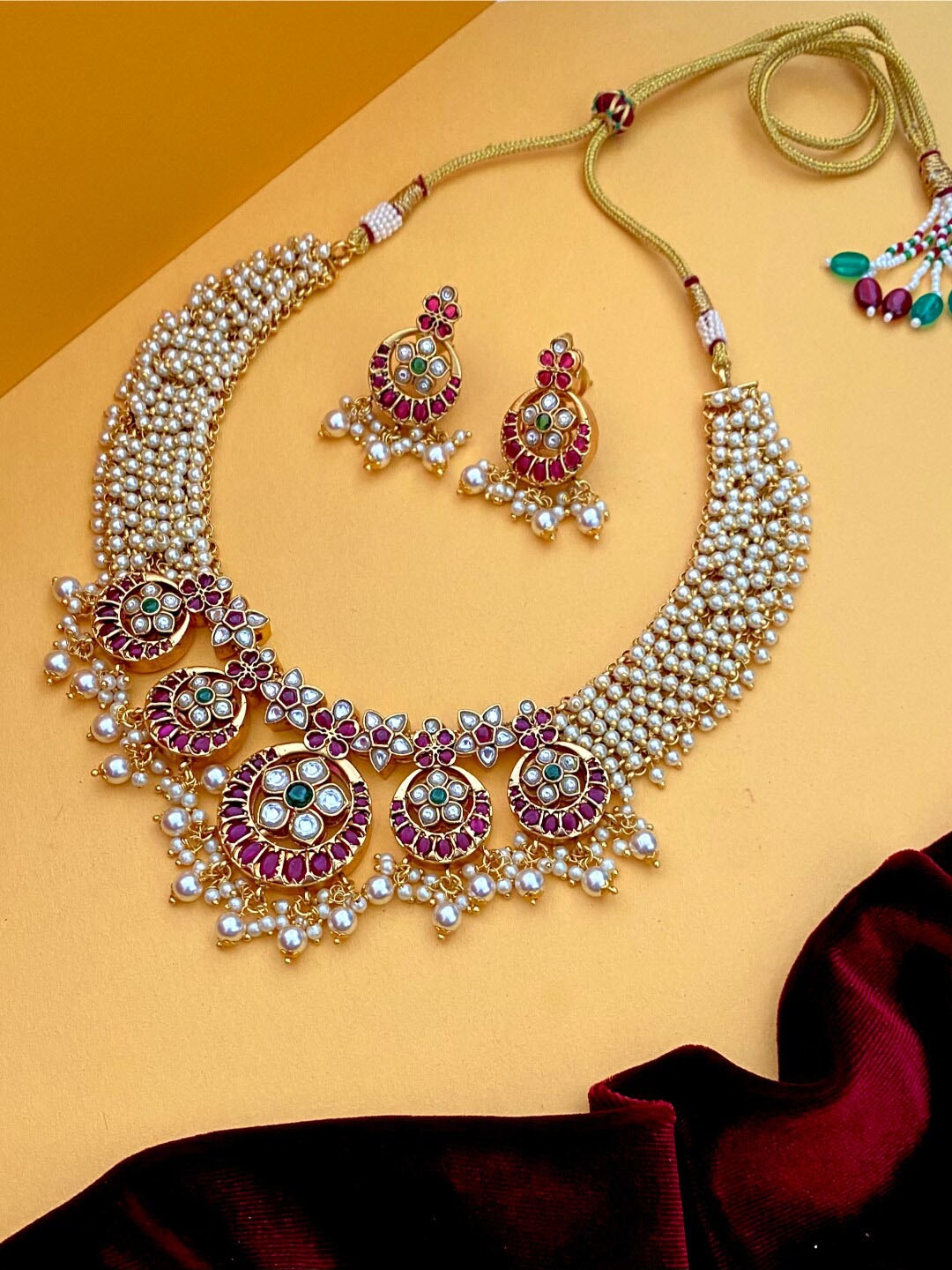 

Pihtara Jewels Gold-Plated Stone-Studded & Pearl Beaded Jewellery Set