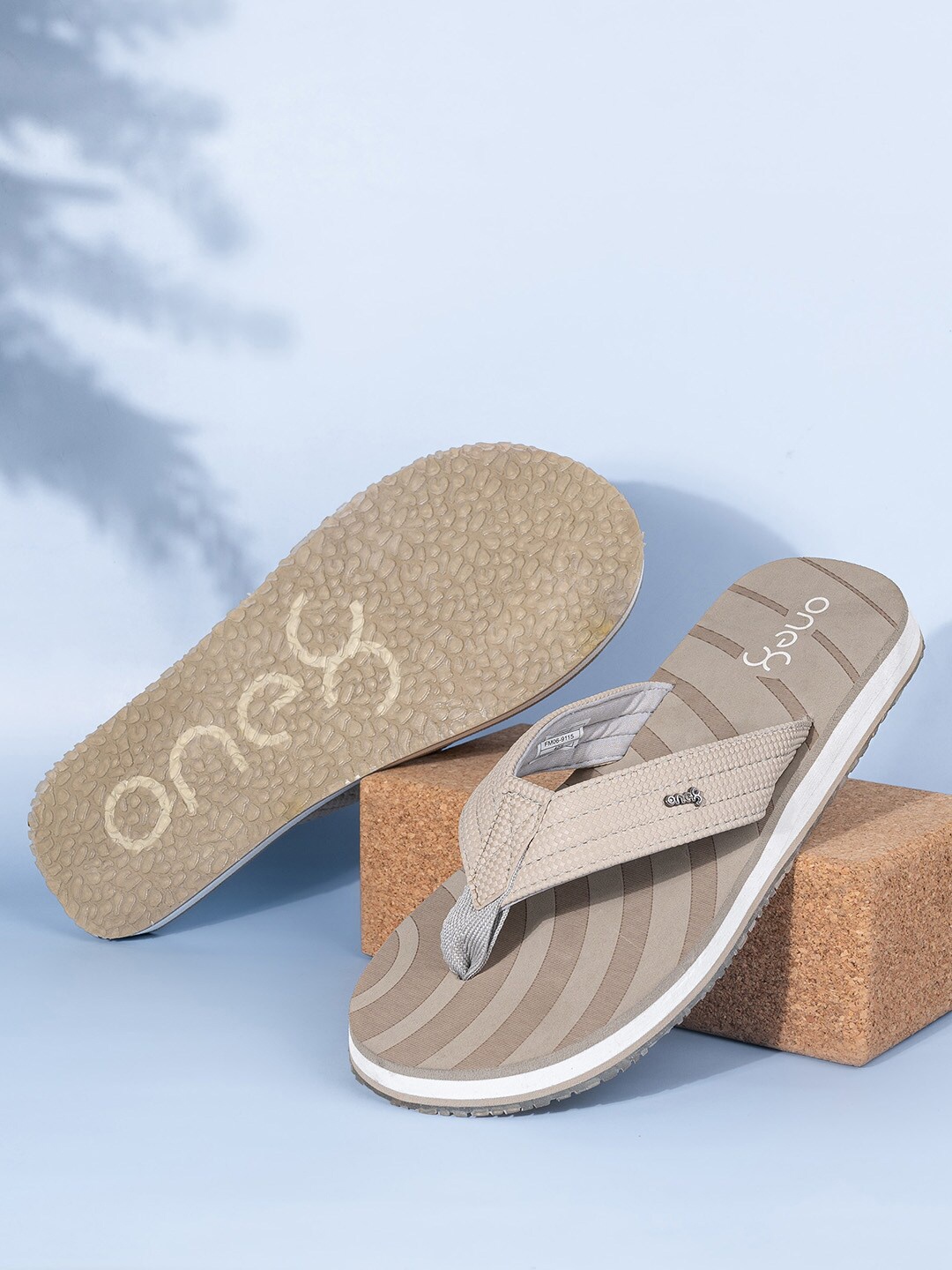 

One8 Men Printed Textured Anti-Skid Bounce Back Mid-Sole Water-Resistant Thong Flip-Flops, Beige