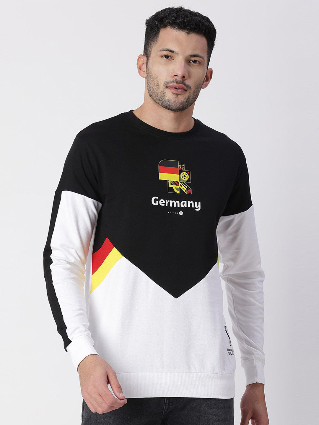 

FanCode Men Germany FIFA WC'22 Printed Cotton Sweatshirt, Black