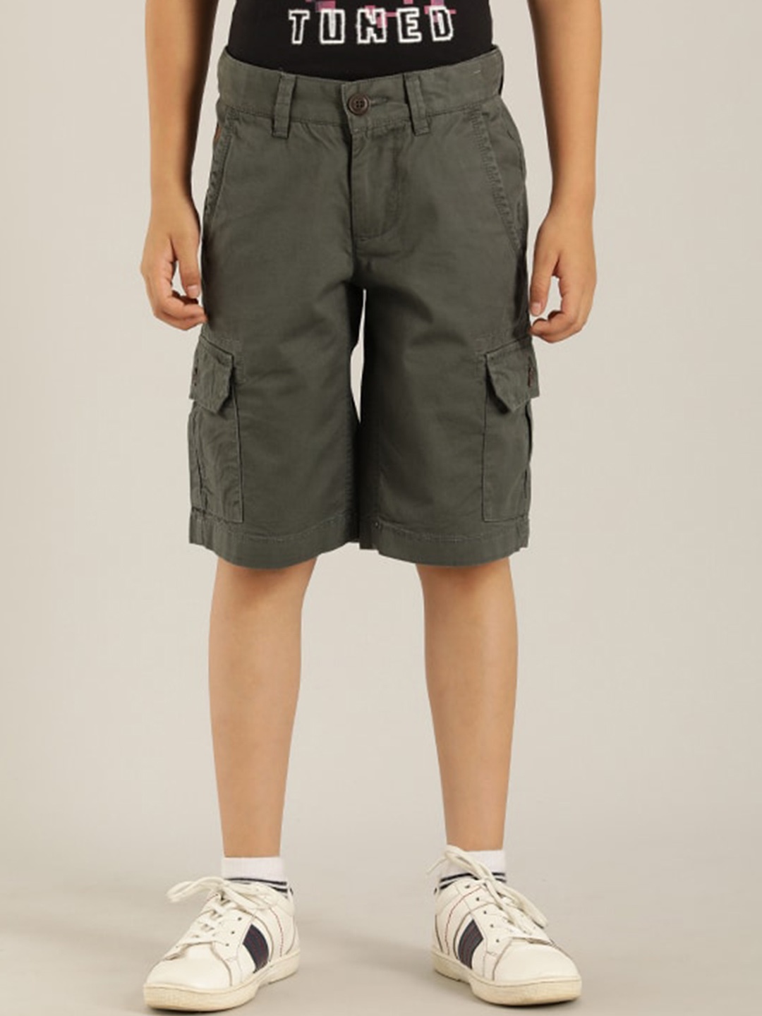 

Indian Terrain Boys Pure Cotton Cargo Shorts, Olive