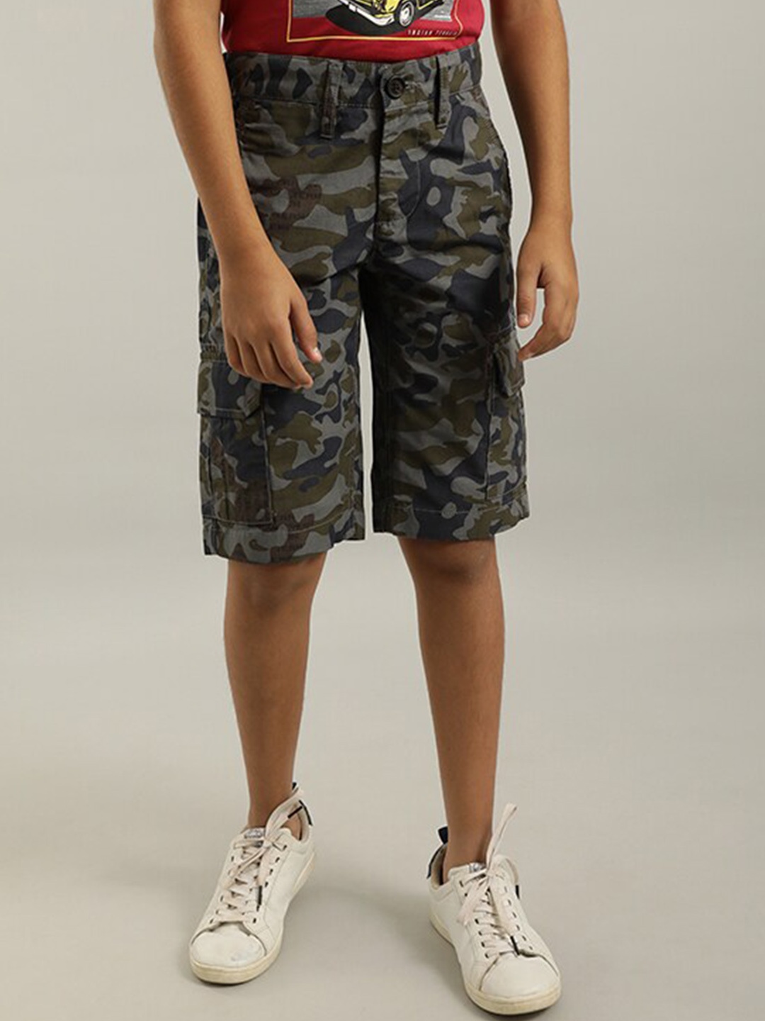 Indian Terrain Boys Printed Pure Cotton Shorts, Blue