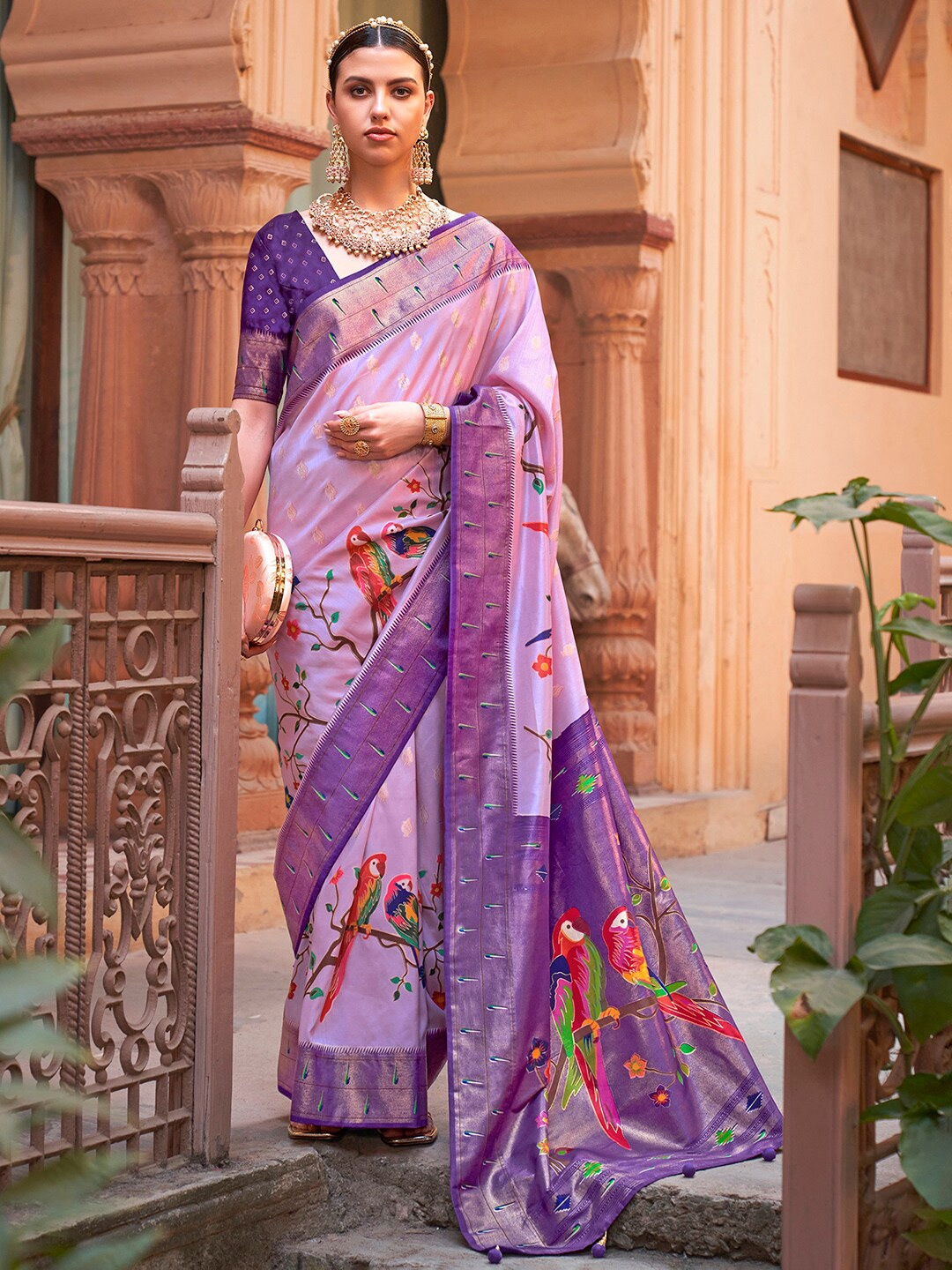 

Anouk Ethnic Motifs Zari Silk Blend Banarasi Saree, Mauve