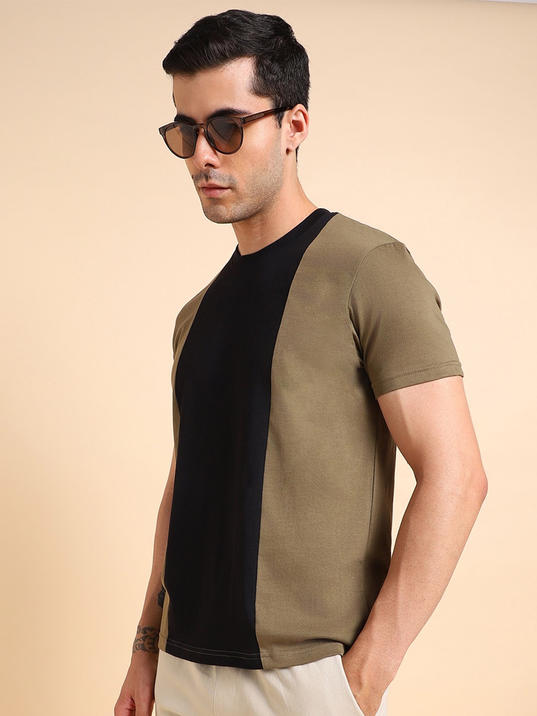 

Dennis Lingo Colourblocked Slim Fit T-shirt, Olive