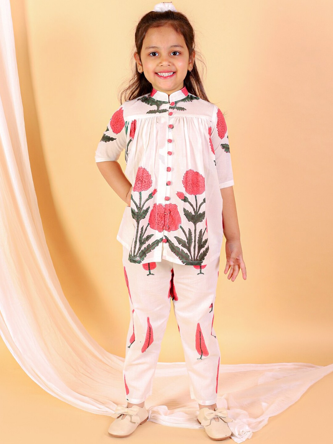 

BAESD Girls Floral Printed Pure Cotton Kurti with Trousers, White
