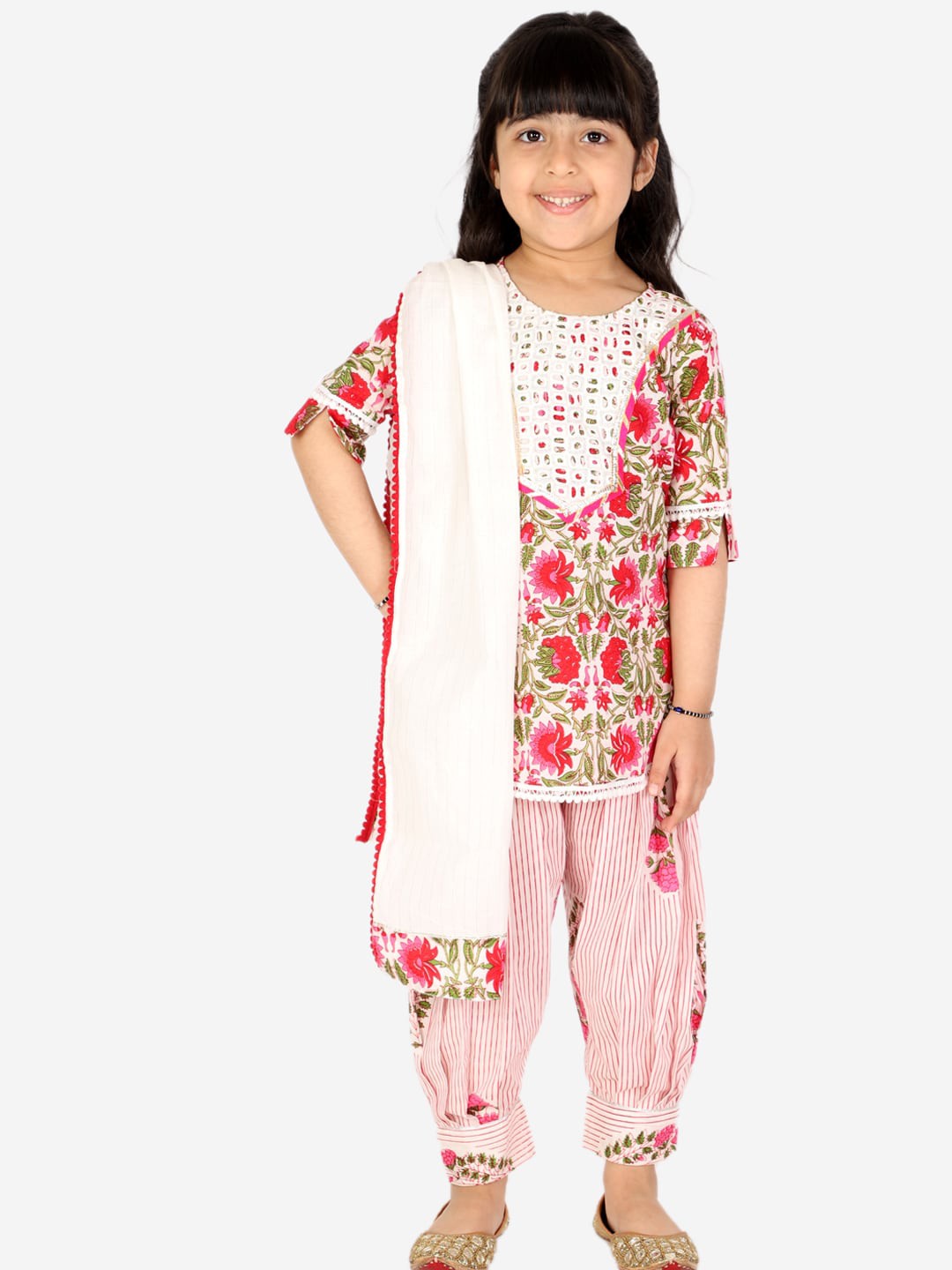 

BAESD Girls Floral Printed Yoke Design Pure Cotton Kurti & Salwar With Dupatta, White